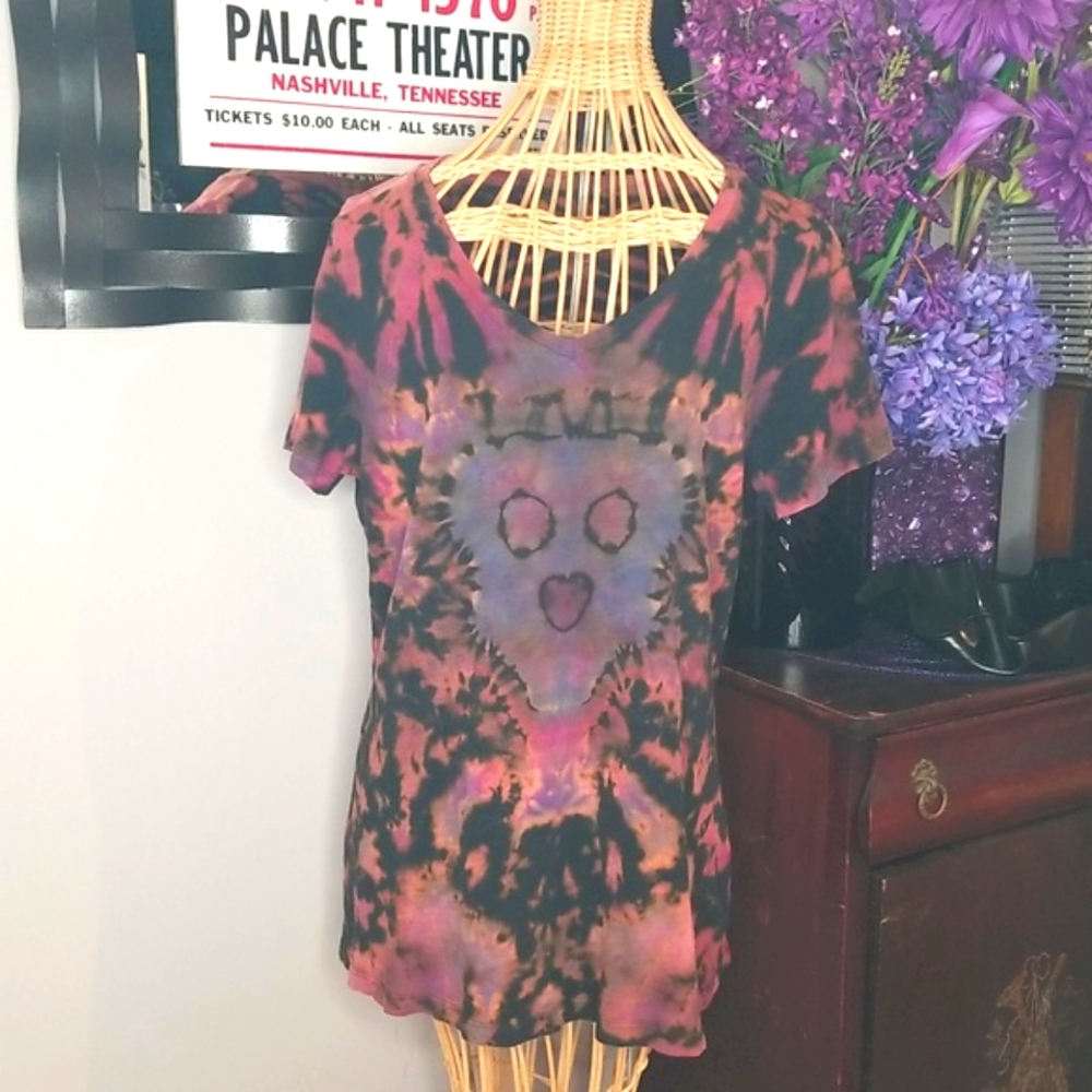 Hand Crafted Handmade Upcycled Medium Short Sleeve 100% Cotton Tie Dye T-shirt